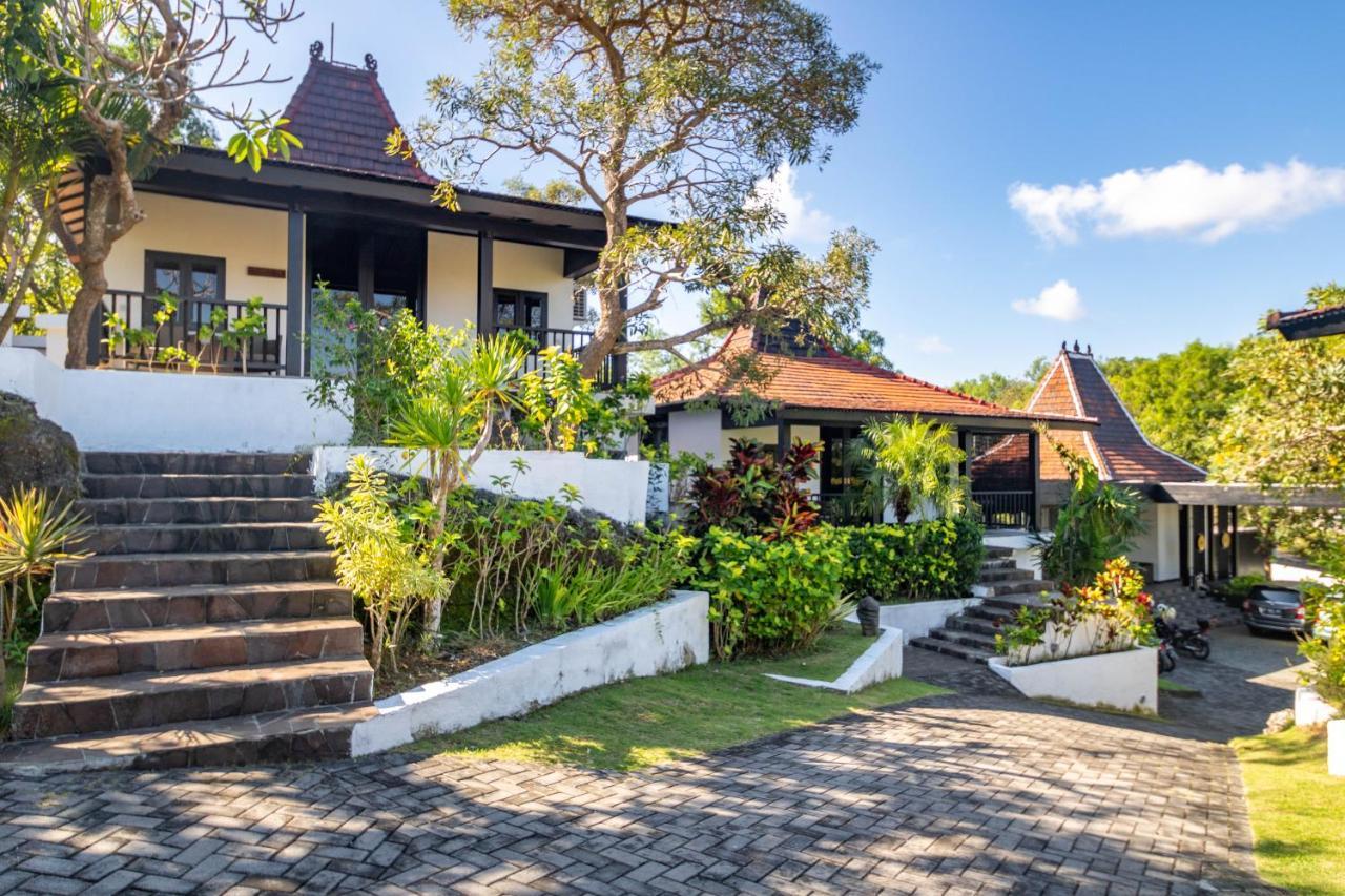 Surya Melasti Exclusive Beach Villa By Sajiwa Ungasan Exterior foto